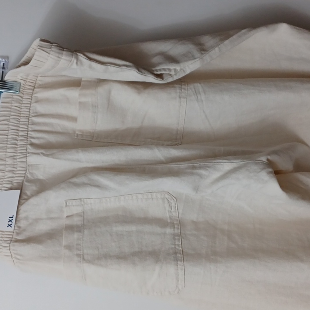 Pants - Picture 2 of 3